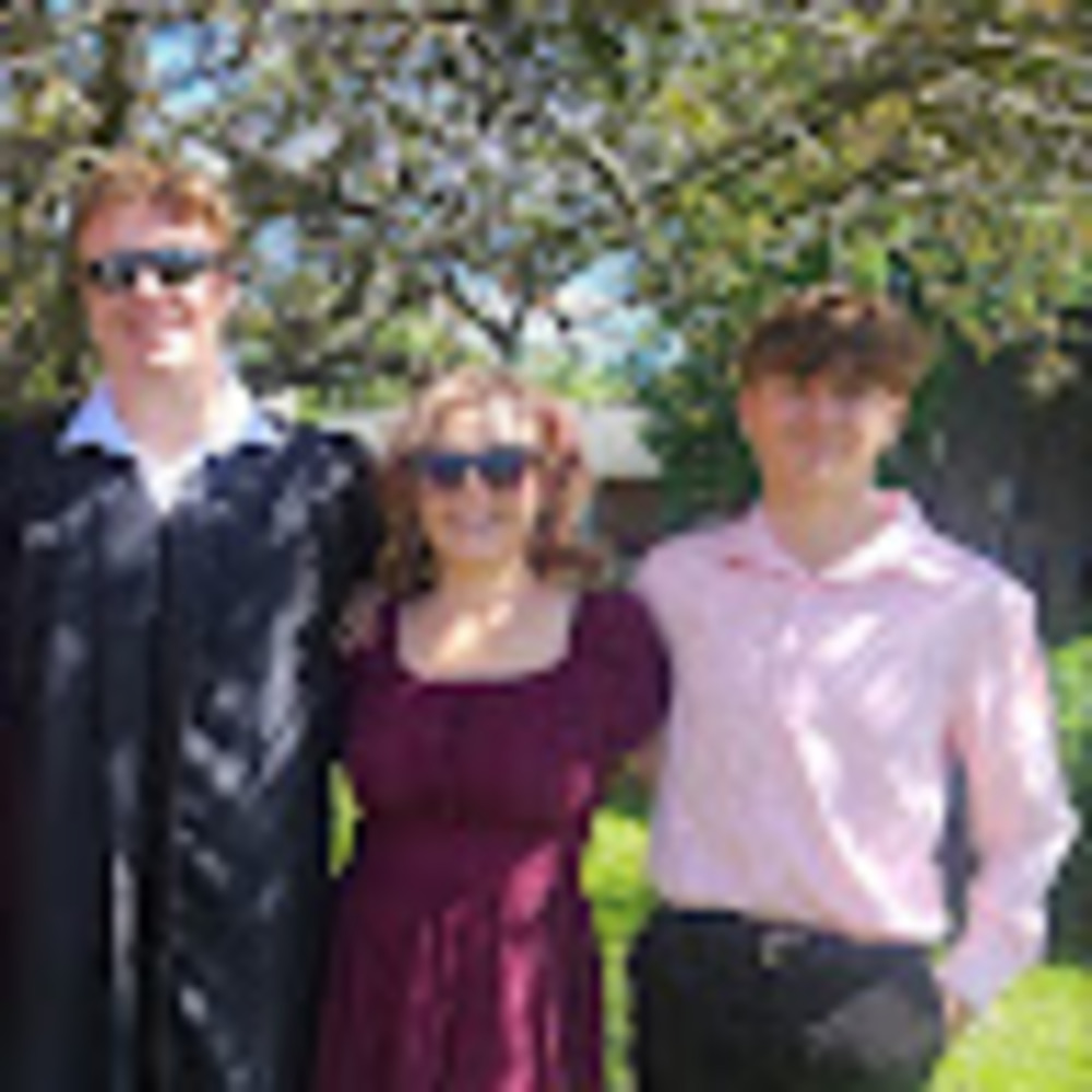 Meet your Posher, Devan